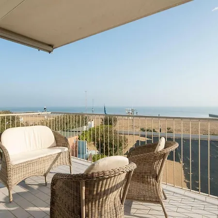 Immobiliare Jvl - Shopping Center Apartment